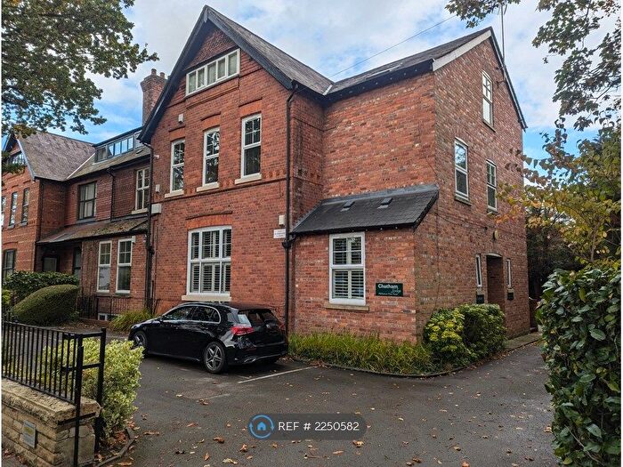 2 Bedroom Flat To Rent In Barlow Moor Road, Manchester, M20
