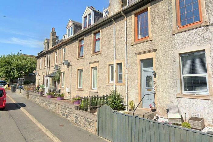 3 Bedroom Maisonette For Sale In , Tweedholm Avenue East, Walkerburn, Peebleshire, Scottish Borders, EH43