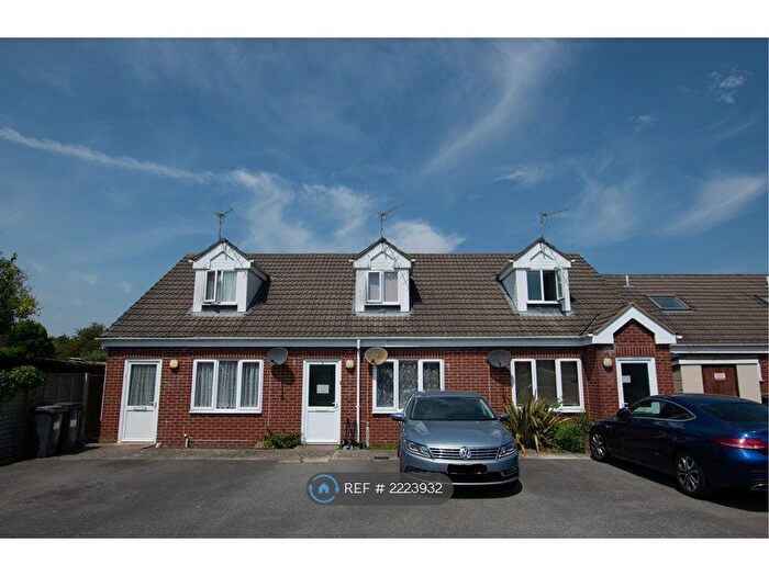 2 Bedroom Semi-Detached House To Rent In Fenton Mews, Bournemouth, BH6