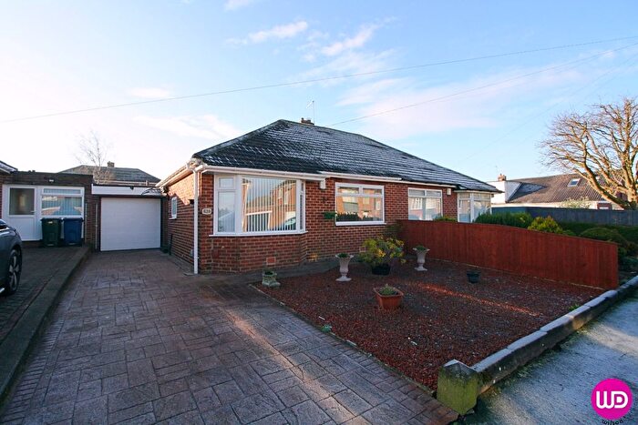 2 Bedroom Bungalow For Sale In Brendale Avenue, Hillheads, Newcastle Upon Tyne, Tyne Amp; Wear, NE5