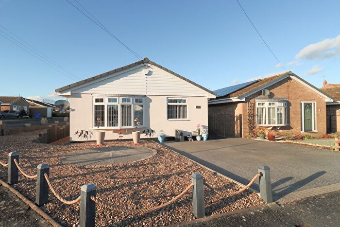 2 Bedroom Detached Bungalow For Sale In Howes Road, Hunmanby, YO14