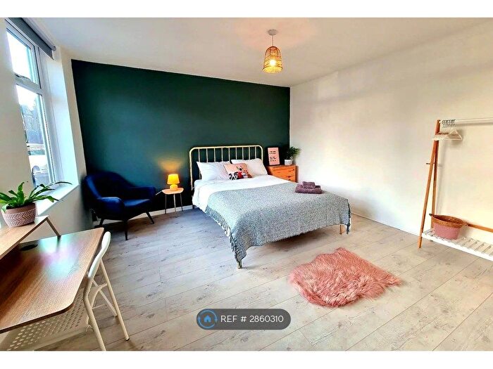 5 Bedroom End Of Terrace House To Rent In Preston Road, Manchester, M19