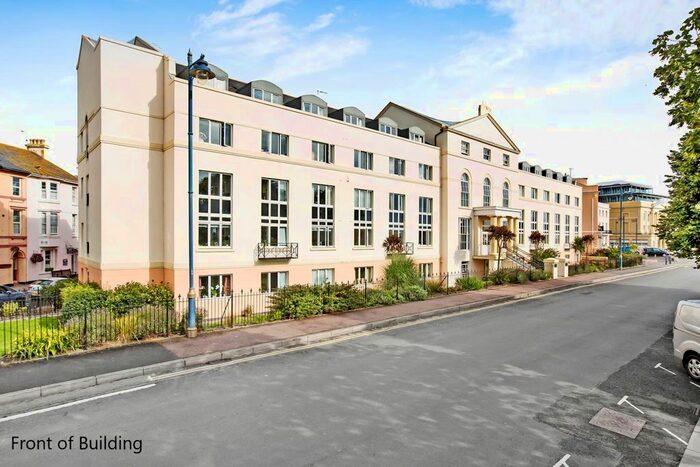 1 Bedroom Flat To Rent In Den Crescent, Teignmouth, Devon, TQ14