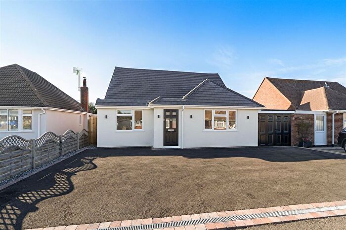 3 Bedroom Detached Bungalow For Sale In Shirley Close, Rustington, BN16