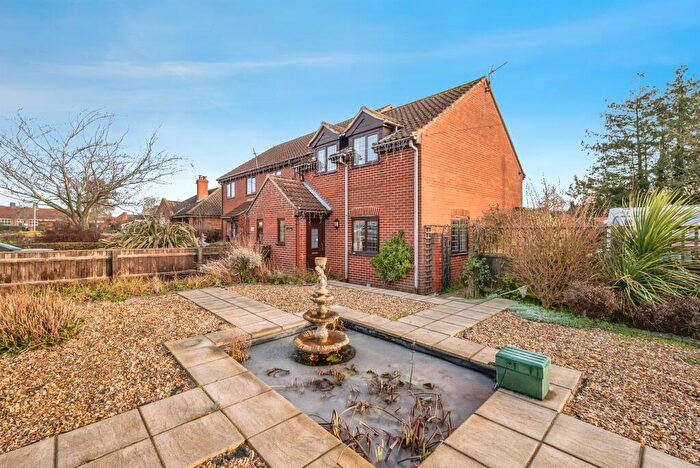 3 Bedroom Semi-Detached House For Sale In Ingham Road, Stalham, Norwich, NR12