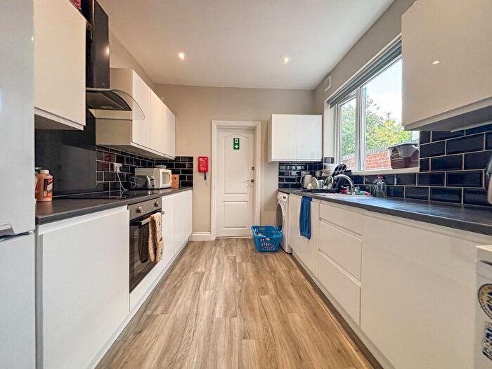 1 Bedroom Terraced House To Rent In Douglas Road, Horfield, Bristol, BS7