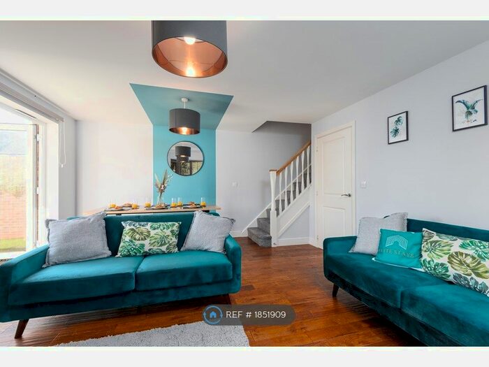 3 Bedroom Semi-Detached House To Rent In Tunbridge Way, Ashford, TN23