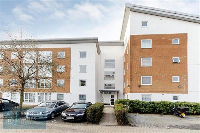 2 Bedroom Apartment To Rent In Felixstowe Court, E16