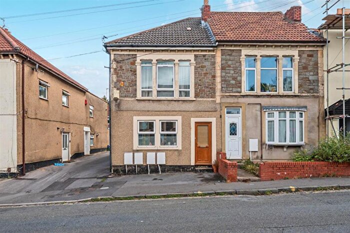 1 Bedroom Apartment For Sale In Nags Head Hill, St George, Bristol, BS5