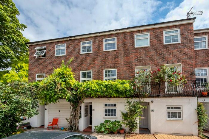 5 Bedroom Terraced House To Rent In Lytton Grove, Putney, London, SW15