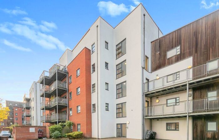 2 Bedroom House To Rent In Montmano Drive, West Didsbury, M20