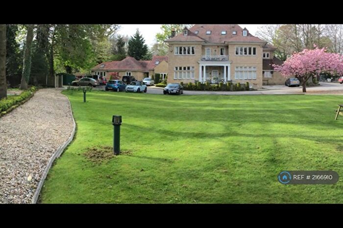 1 Bedroom Flat To Rent In Elmwood Court A, Leeds, LS8