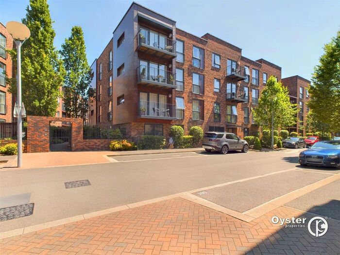 1 Bedroom Flat To Rent In Howard Road, Stanmore, HA7