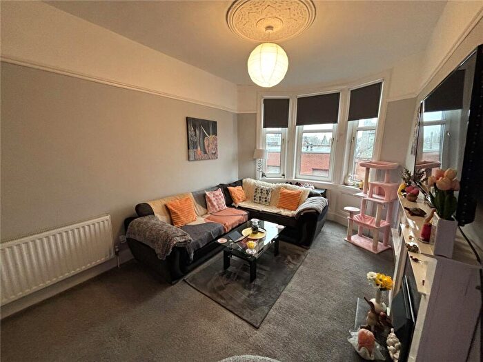 1 Bedroom Flat For Sale In Manse Street, Renfrew, Renfrewshire, PA4