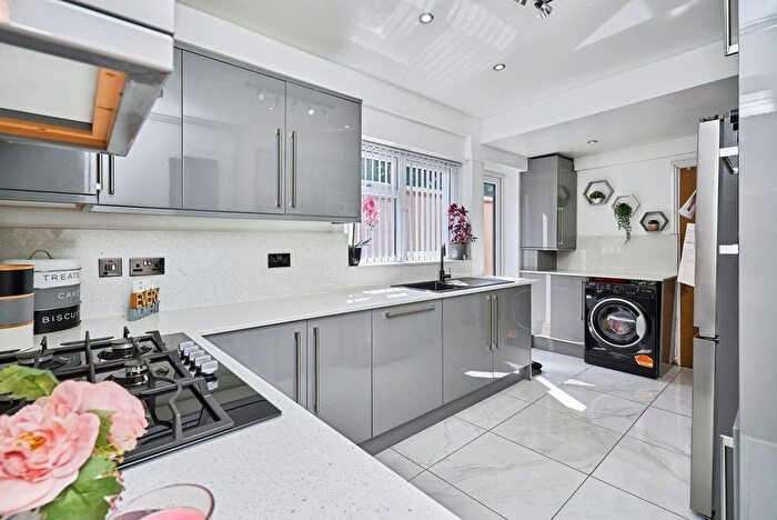 4 Bedroom Terraced House For Sale In Rowley Street, Walsall, West Midlands, WS1