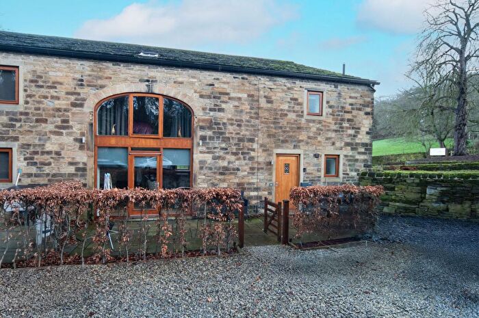 2 Bedroom Terraced House To Rent In Woodbottom, Mirfield, WF14