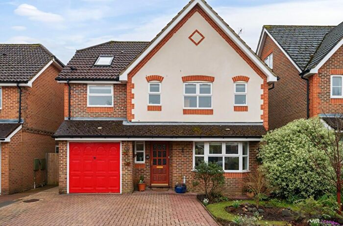 6 Bedroom Detached House For Sale In Blenheim Close, Knightwood Park, Chandler's Ford, SO53