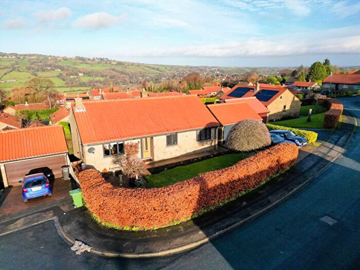 3 Bedroom Detached Bungalow For Sale In Hermitage Way, Sleights, YO22