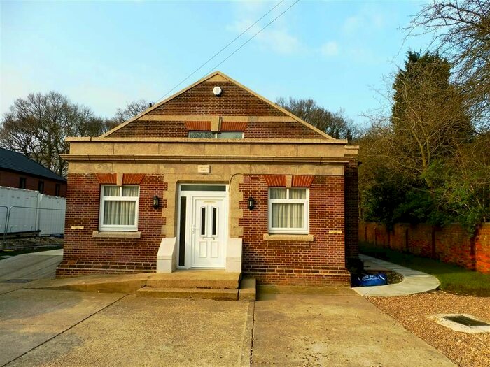 1 Bedroom Flat To Rent In Victoria Road, Bentley, Doncaster, DN5