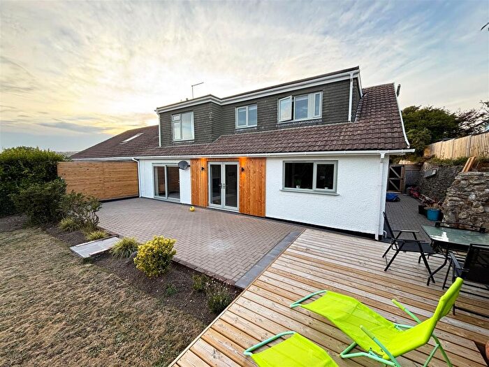 6 Bedroom Semi Detached House For Sale In Woodland Rise, Penryn, TR10