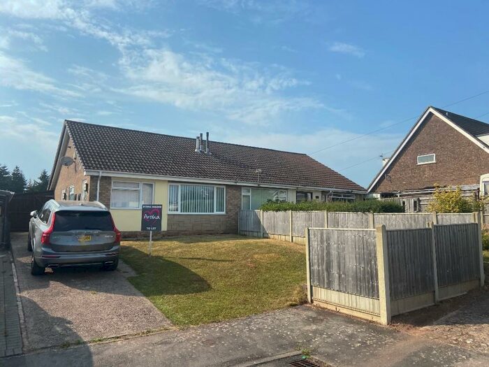 2 Bedroom Bungalow To Rent In Charnwood Court, Lydney, Gloucestershire, GL15