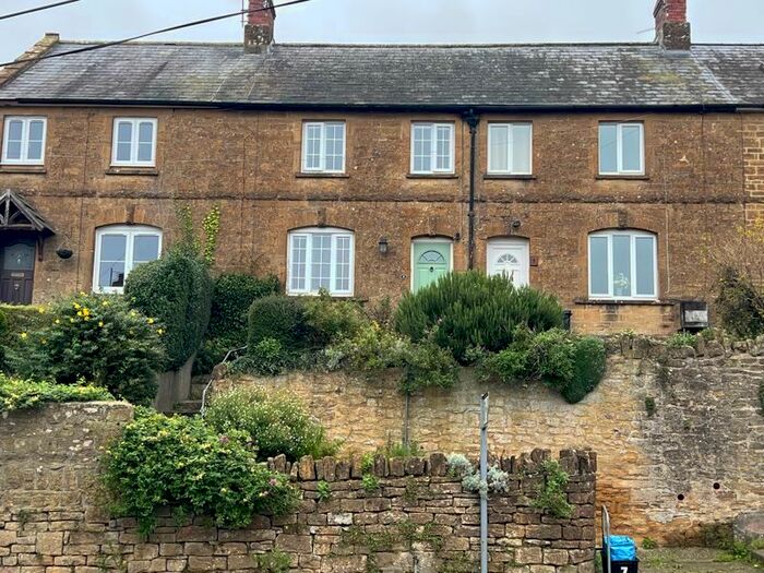 2 Bedroom Cottage To Rent In Ham Hill, Stoke-Sub-Hamdon, TA14