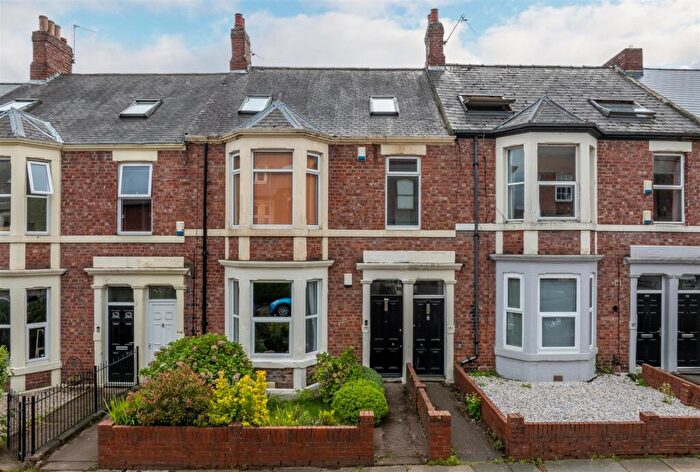 3 Bedroom Apartment For Sale In Fern Avenue, Jesmond, NE2