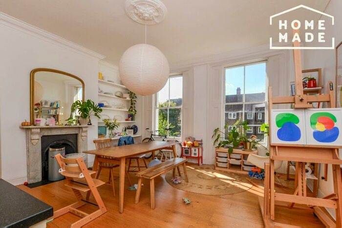 2 Bedroom Town House To Rent In Fentiman Road, Nine Elms, SW8