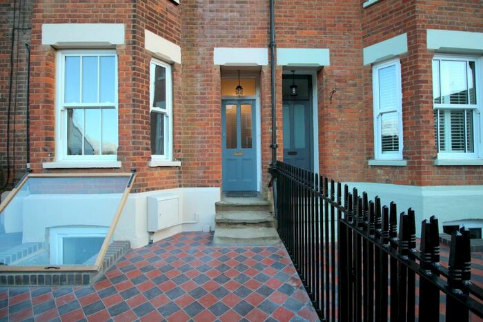 2 Bedroom Apartment To Rent In Whinbush Road, Hitchin, SG5