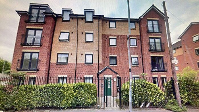 2 Bedroom Flat To Rent In Old Market Street, Manchester, M9