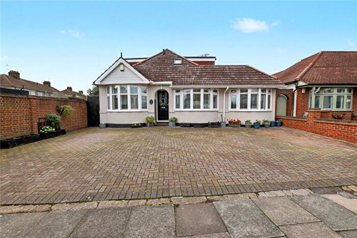 5 Bedroom Bungalow For Sale In Langdale Crescent, Bexleyheath, DA7