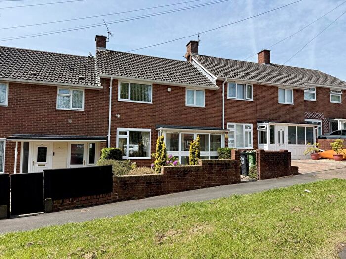 3 Bedroom Terraced House For Sale In Lancelot Road, Exeter, EX4