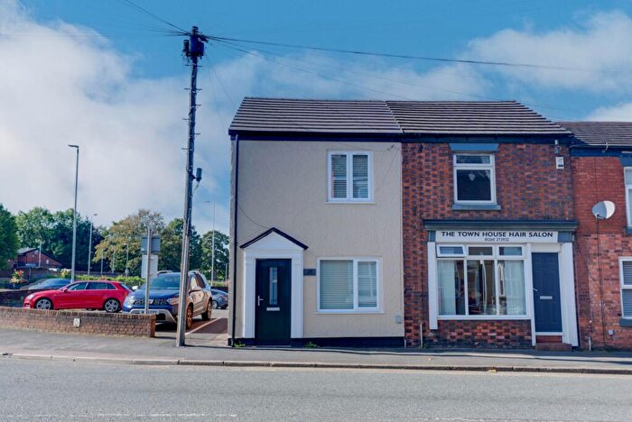 2 Bedroom End Of Terrace House To Rent In Moor Street, Congleton, CW12