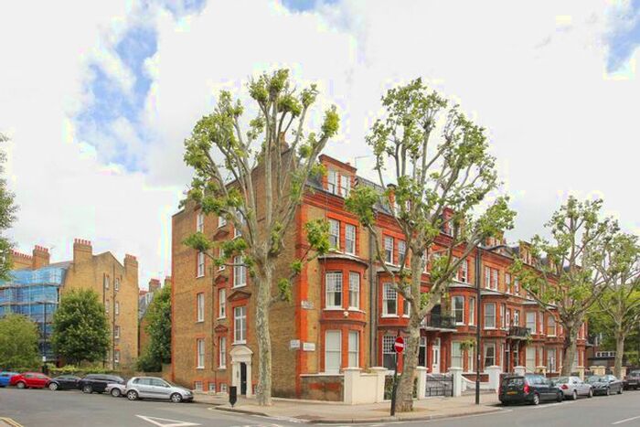 2 Bedroom Flat To Rent In Elgin Avenue, Maida Vale, London, W9