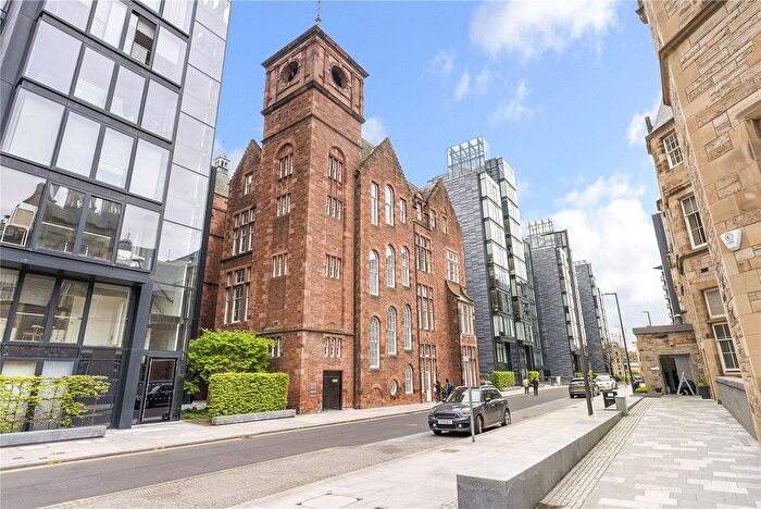 2 Bedroom Flat For Sale In Flat, Simpson Loan, Quartermile, Lauriston, Edinburgh, EH3