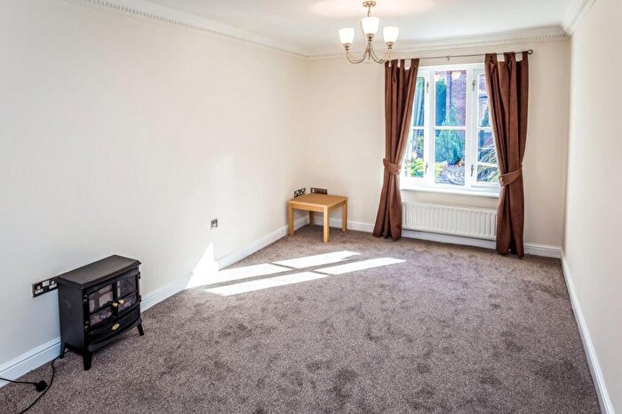 2 Bedroom Apartment To Rent In Towergate, Chester, CH1