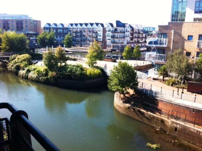 2 Bedroom Flat To Rent In High Street, Brentford, TW8