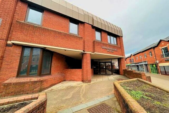 2 Bedroom Flat To Rent In Alcester Street, Redditch, B98