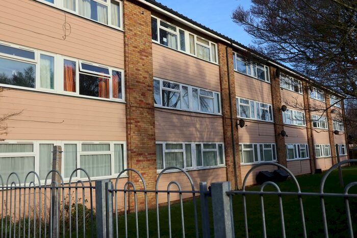 1 Bedroom Flat To Rent In Falcon Street, Felixstowe, IP11