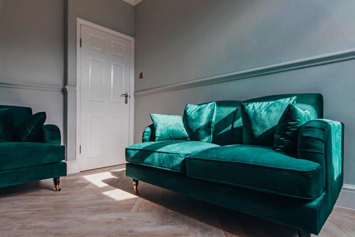4 Bedroom Terraced House To Rent In Drake Street, - Bed, LN1