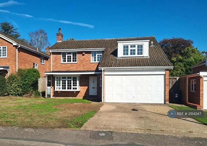 4 Bedroom Detached House To Rent In Picton Way, Caversham, Reading, RG4