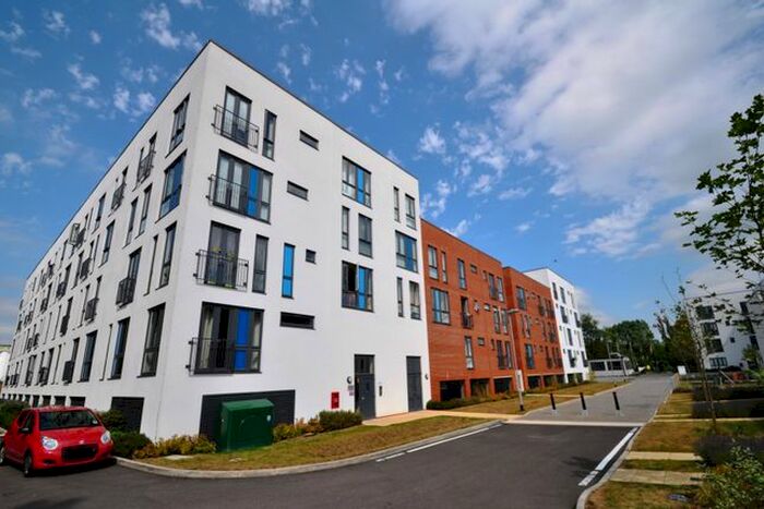2 Bedroom Flat To Rent In Salvisberg Court, Welwyn Garden City, AL7