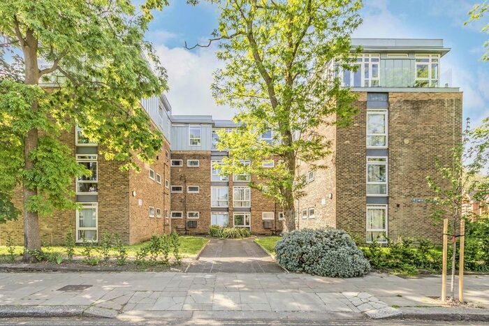 2 Bedroom Flat To Rent In Sutherland Road, London, W13