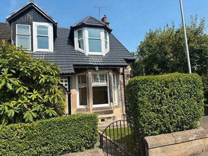 3 Bedroom Semi-Detached House To Rent In Lenzie Road, Stepps, Glasgow, G33