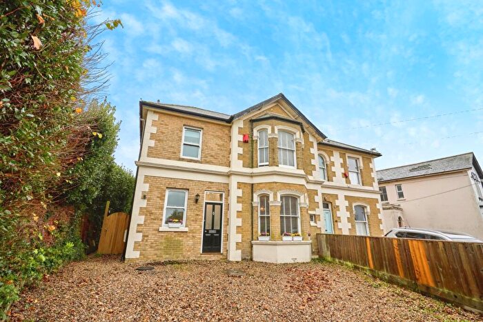 3 Bedroom Semi-Detached House For Sale In Great Preston Road, Ryde, Isle Of Wight, PO33