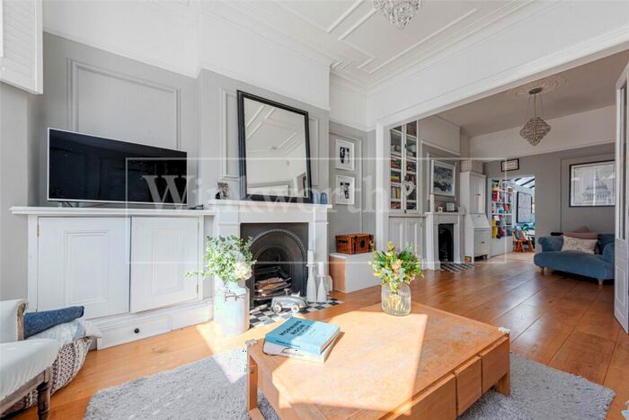 4 Bedroom Terraced House To Rent In Bathurst Gardens, London, NW10