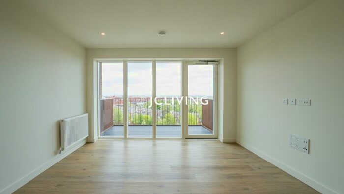 1 Bedroom Flat To Rent In Clarendon, London, N8