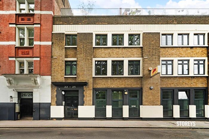 2 Bedroom Apartment To Rent In Bartholomew Square, London, EC1V