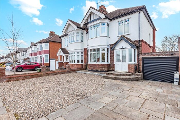 3 Bedroom Semi-Detached House For Sale In Deyncourt Gardens, Upminster, RM14