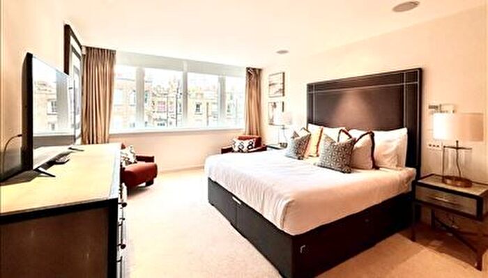 2 Bedroom Flat To Rent In Imperial House, Young Street, W8